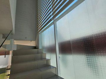 HERMOSA CASA EN VENTA EN LA RIOJA, SANTA ANITA.