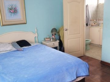 CASA EN VENTA EN  ZONA INMEJORABLE DE MIRAFLORES