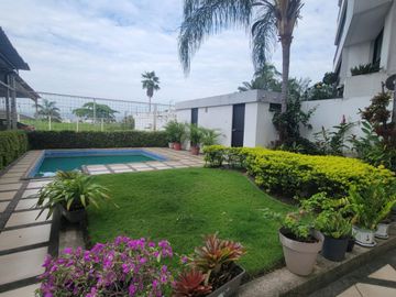 En venta lujoso departamento Penthouse en Entreríos, Km 1 vía Samborondón
