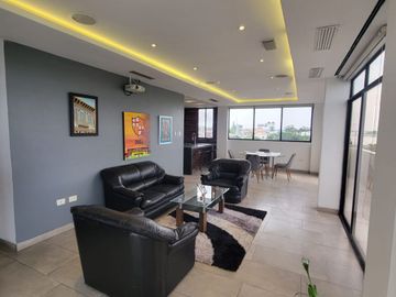 En venta lujoso departamento Penthouse en Entreríos, Km 1 vía Samborondón