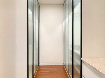 Brand New, Luxury & Modern 3 BR Townhome For Sale