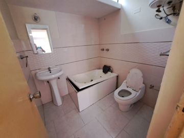 VENDO  1ER PISO - TIPO CASA INDEPENDIENTE INDEPENDIENTE - AV. LA MOLINA CON SANTA PATRICIA LA MOLINA