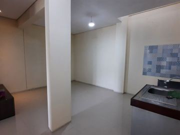 Disewakan Rumah Citraland Surabaya di Northwest Lake