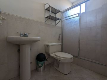 VENTA DE CASA ESQUINERA EN URB. PORTAL AL SOL
