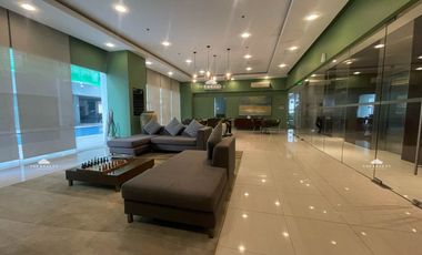 For Sale: 1 Bedroom 1 BR Condo Unit at Signa Designer Residences in Salcedo Village, Makati City