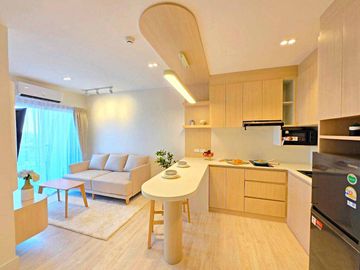 Very beautiful condo for sale in town near Nimman and CMU, fully furnished ready to move in in the best located area