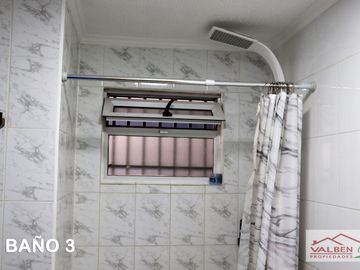 Casa de 2 Pisos en Venta en Quilicura.