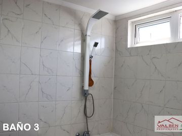 Casa de 2 Pisos en Venta en Quilicura.