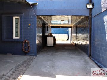 Casa de 2 Pisos en Venta en Quilicura.
