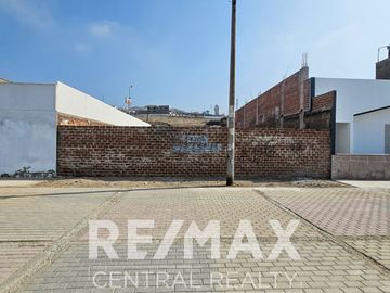 Terreno Frente Al Mar en Punta Negra – Malecón Norte