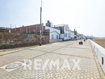 Terreno Frente Al Mar en Punta Negra – Malecón Norte