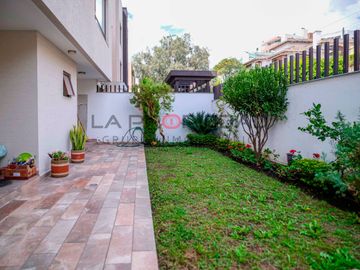 Departamento Dos Dormitorios en Venta Miravalle 4