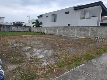 Terreno en venta en Isla Mocoli, Urb Barlovento, Ecuador