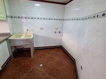 VENTA DEPARTAMENTO DUPLEX SECTOR REDONDEL DEL CICLISTA