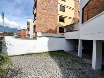 VENTA DEPARTAMENTO DUPLEX SECTOR REDONDEL DEL CICLISTA