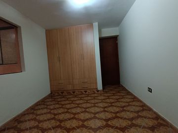 Amplia casa en venta, a un precio increíble, en Callao
