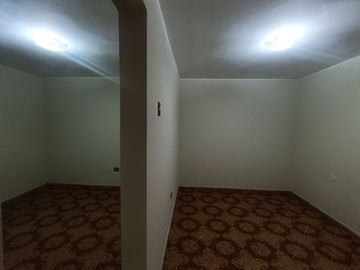 Amplia casa en venta, a un precio increíble, en Callao