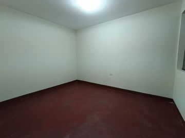 Amplia casa en venta, a un precio increíble, en Callao