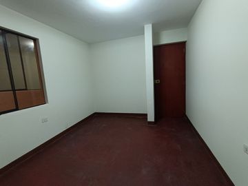 Amplia casa en venta, a un precio increíble, en Callao