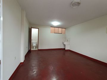 Amplia casa en venta, a un precio increíble, en Callao