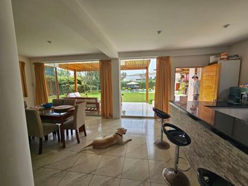 Espectacular Casa de Campo en Pachacamac, la ocasión ha llegado!