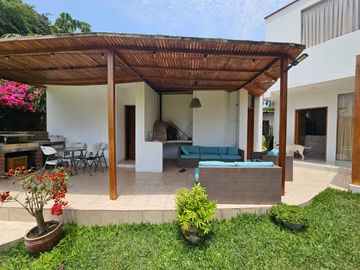 Espectacular Casa de Campo en Pachacamac, la ocasión ha llegado!