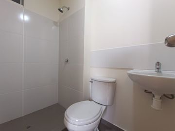 Departamento de estreno de primer piso en alquiler, Cercado de Lima