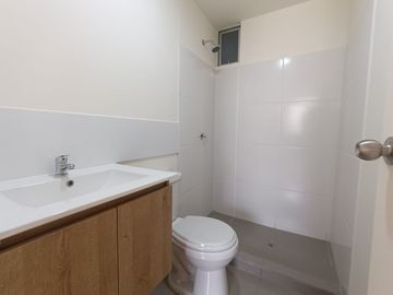 Departamento de estreno de primer piso en alquiler, Cercado de Lima