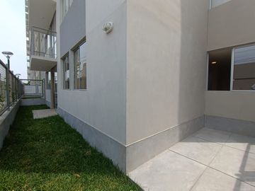 Departamento de estreno de primer piso en alquiler, Cercado de Lima