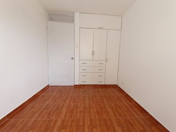 Departamento de 3 habitaciones con cochera en venta, La Perla
