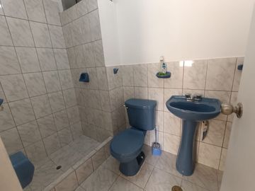 Departamento de 3 habitaciones con cochera en venta, La Perla