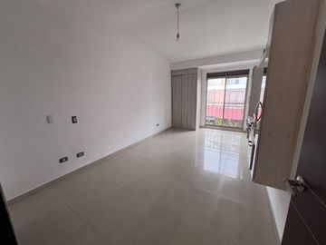 Venta de casa en el ingenio unidad con piscina.