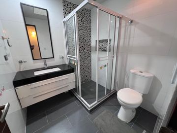 Venta de casa en el ingenio unidad con piscina.