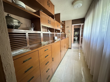 CASA EN LOMAS DE CHAPULTEPEC GANADORA DE PREMIOS EN CALLE SIN VECINOS ENFRENTE
