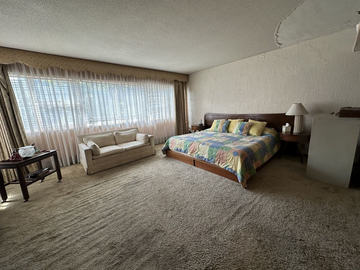 CASA EN LOMAS DE CHAPULTEPEC GANADORA DE PREMIOS EN CALLE SIN VECINOS ENFRENTE