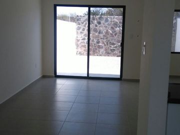 ZIBATA ZONA POR EXCELENCIA PARA VIVIR, DOBLE FILTRO DE SEGURIDAD 24/7 2RECAMARAS 2.5 BAÑOS Y ESTUDIO CON MUY BUENAS AMENIDADES ALBERCA Y SALON DE EVEN