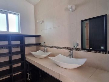 SE VENDE Casa en Punta del  Este