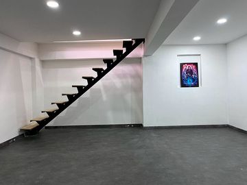 47915 Casa Amoblada en arriendo en el sector Altos de Palmas, Envigado