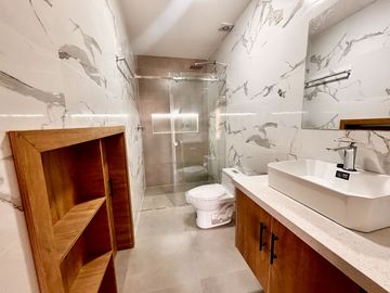 Casas de Venta en Cuenca Ecuador con Departamentos