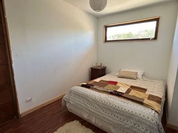 MODERNA CASA EN CONDOMINIO MIRADOR DE MANTAGUA 5 DORMITORIOS 2 BAÑOS