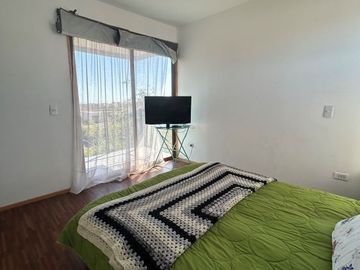 MODERNA CASA EN CONDOMINIO MIRADOR DE MANTAGUA 5 DORMITORIOS 2 BAÑOS
