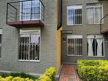 SE VENDE ESPECTACULAR CASA EN FUNZA QUITAS DE CELTA