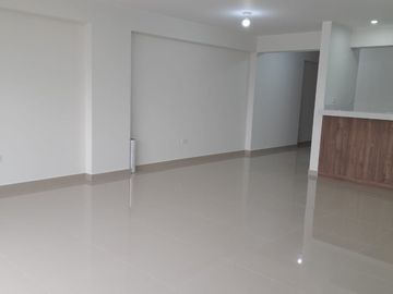 Venta de hermoso departamento de estrenomuy cerca a Senati y Mega-Plaza