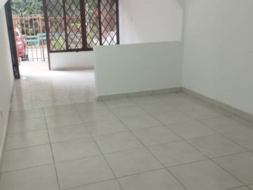 SE VNDE CASA EN EL PANAMERICANO