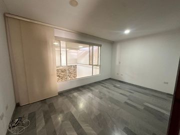 Alquilo casa en el barrio el ingenio 2