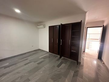 Alquilo casa en el barrio el ingenio 2