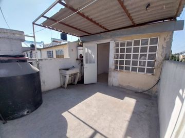 EXCELENTE PROPIEDAD EN ESQUINA Y CALLE PRINCIPAL