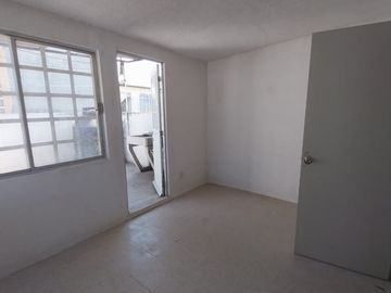 EXCELENTE PROPIEDAD EN ESQUINA Y CALLE PRINCIPAL