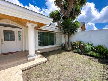 VENTA CASA URB. EL CONDADO