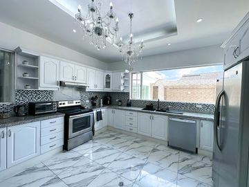VENTA CASA URB. EL CONDADO